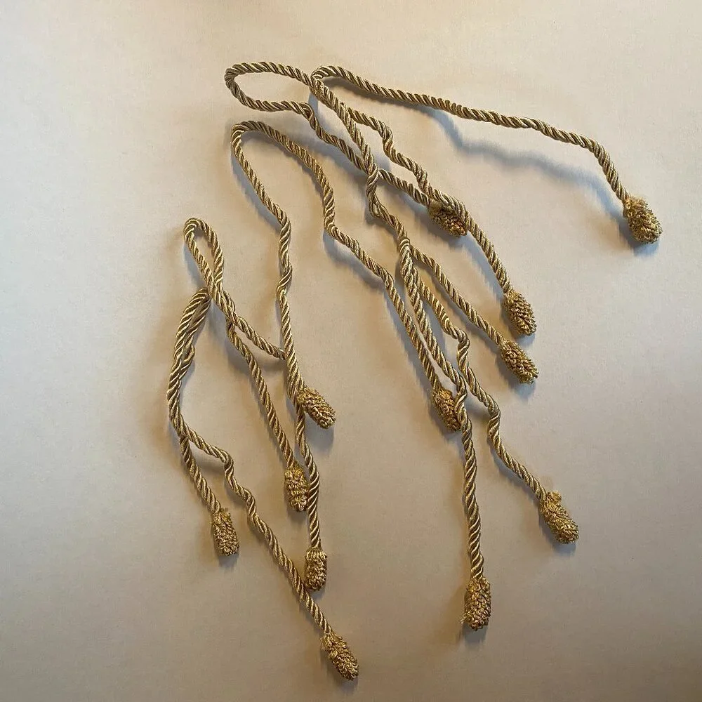 EUC Grandinroad Set of Six Gold Silky Elegant Rope Bannister Garland Ties